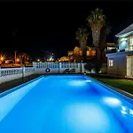 빌라 Lucia With Pool And View *