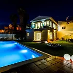 빌라 Lucia With Pool And View