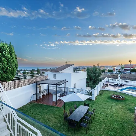 Lucia With Pool And View Μπέλεθ-Μάλαγα