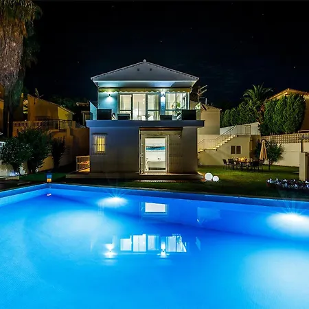 Lucia With Pool And View Βίλα