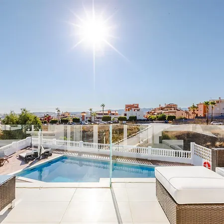Lucia With Pool And View Βίλα *
