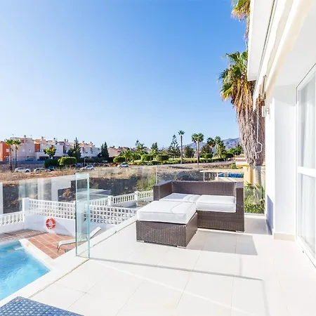 Lucia With Pool And View Μπέλεθ-Μάλαγα